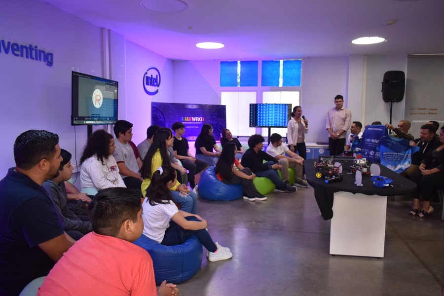 Misioneros participarán del mundial de robótica en Panamá