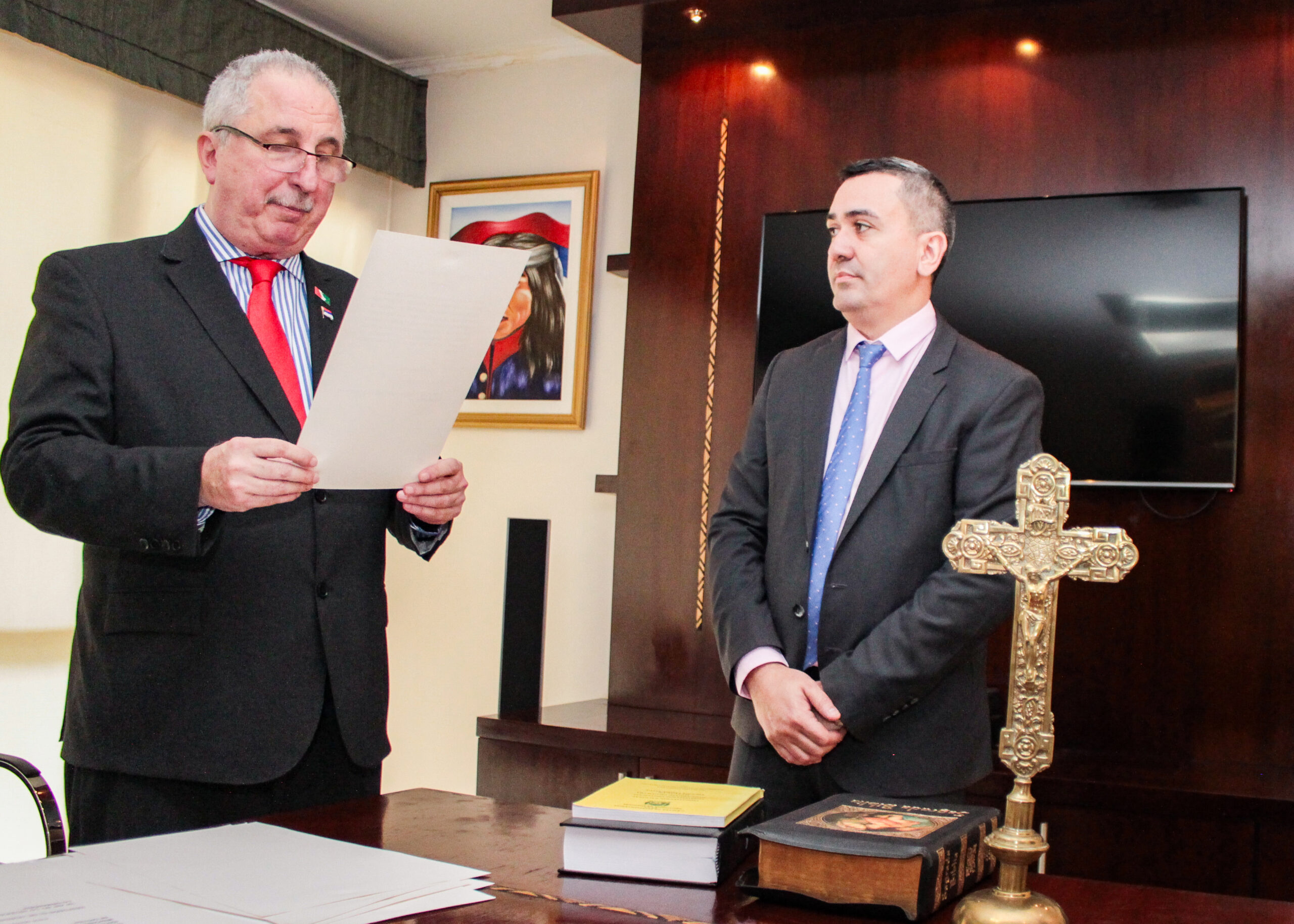 Passalacqua tomó juramento a los miembros del gabinete