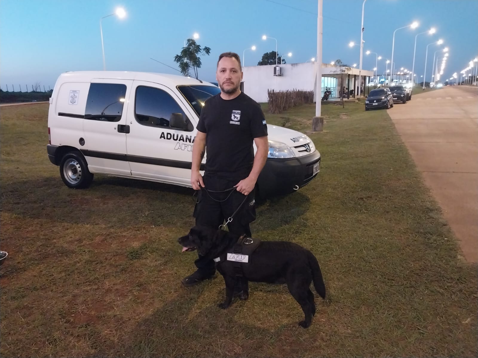 Aduana jubiló a Filli, un can antinarcóticos que trabajó en Iguazú y Posadas