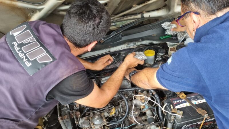 Paraguayos intentaron ingresar a Iguazú con 5.000 pendrives en el Puerto Tres Fronteras