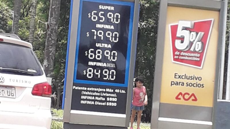 El litro de combustible para los extranjeros se comercializa a 990 pesos en Iguazú