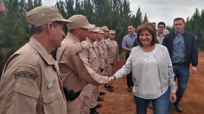 Bullrich arribará a Iguazú y se reunirá con los jefes de las fuerzas para coordinar acciones contra el crimen organizado