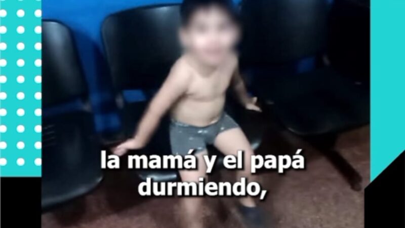 Niño de tres años salió de su casa cuando sus padres dormían, fue hallado y resguardado por la Policía