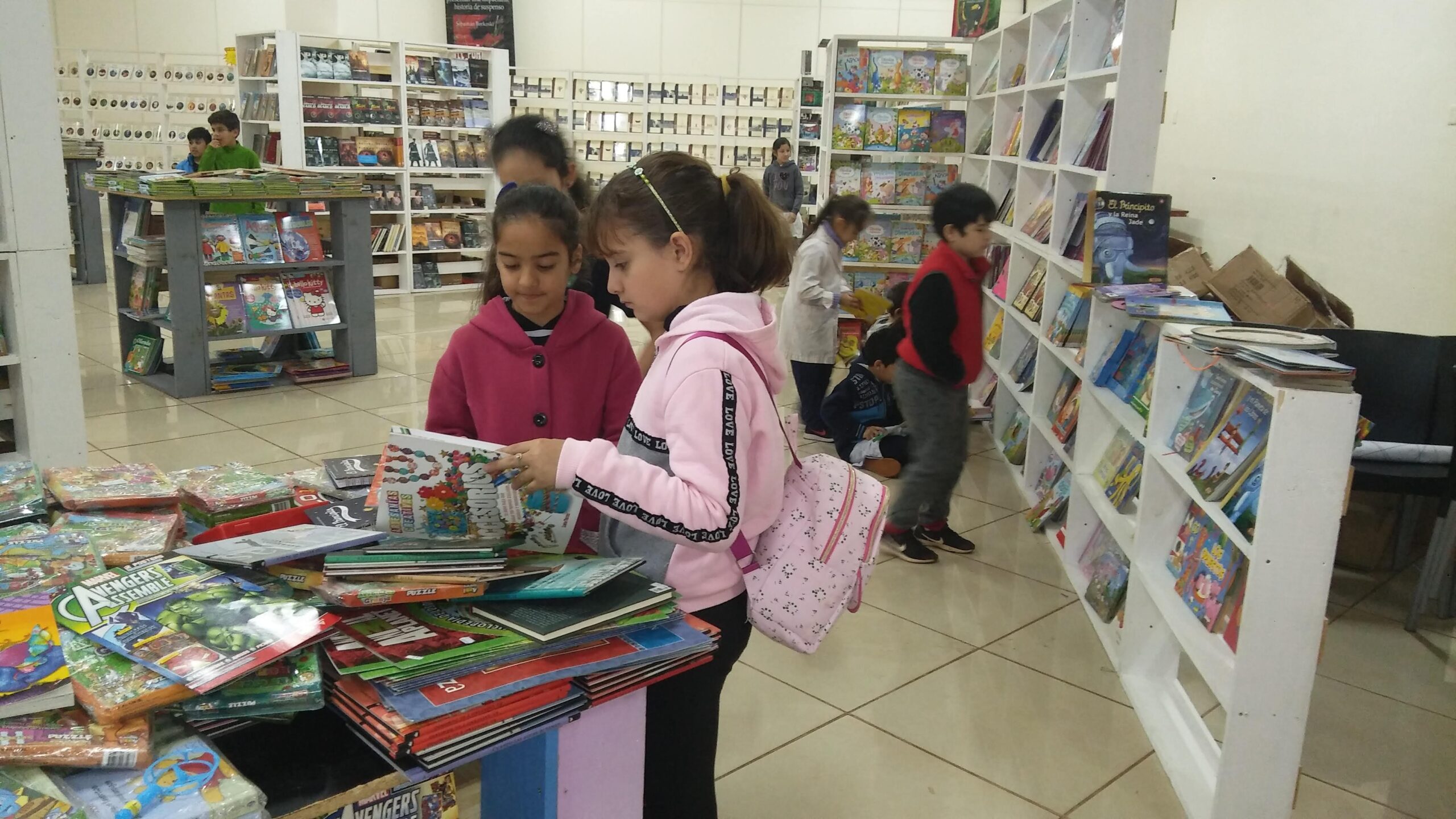 Ayuda escolar: ¿cómo se puede solicitar los $70 mil del gobierno para comprar útiles?