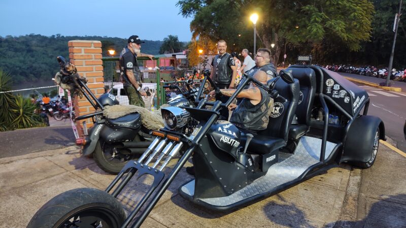 En una “Juntada Solidaria” motociclistas buscan reunir útiles escolares  