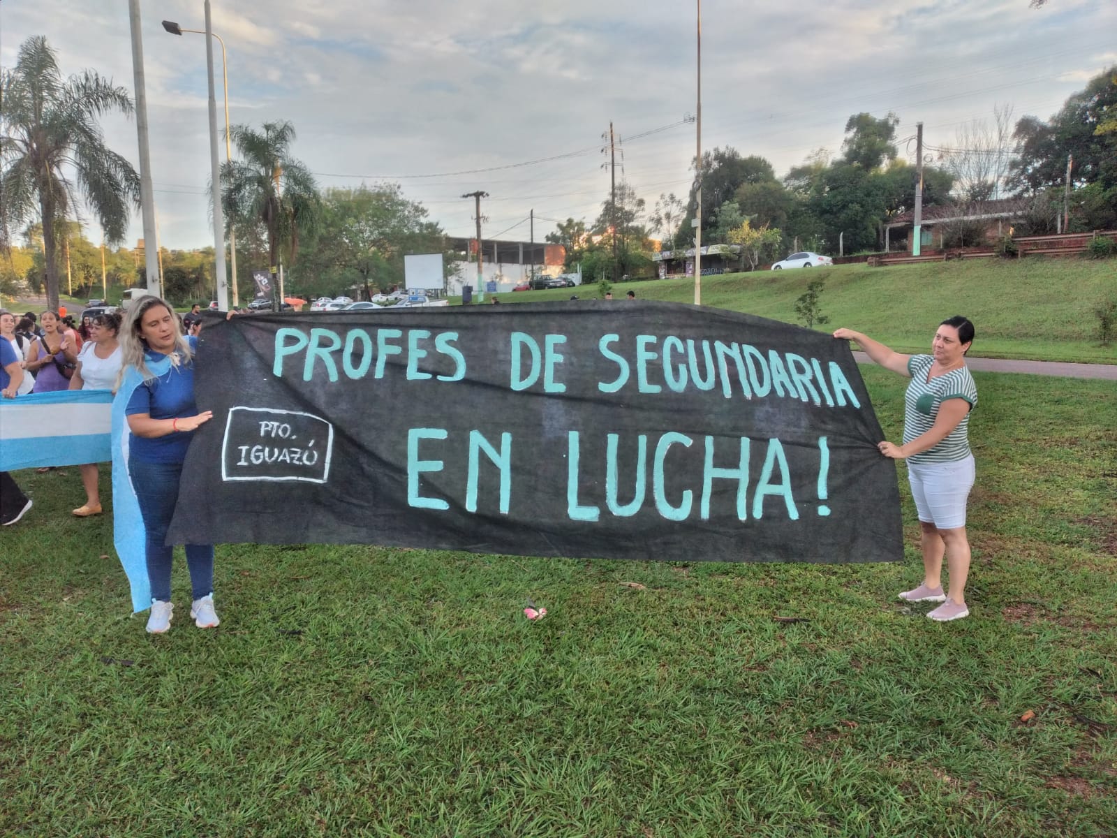 Los docentes en lucha marcharán en Puerto Iguazú