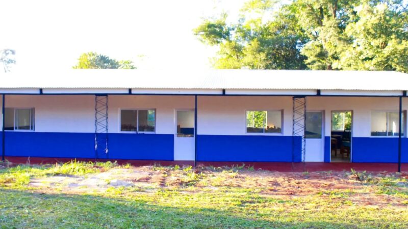 Tras una serie de reclamos y gestiones quedaron inauguradas las nuevas aulas de la EPET Nº 51