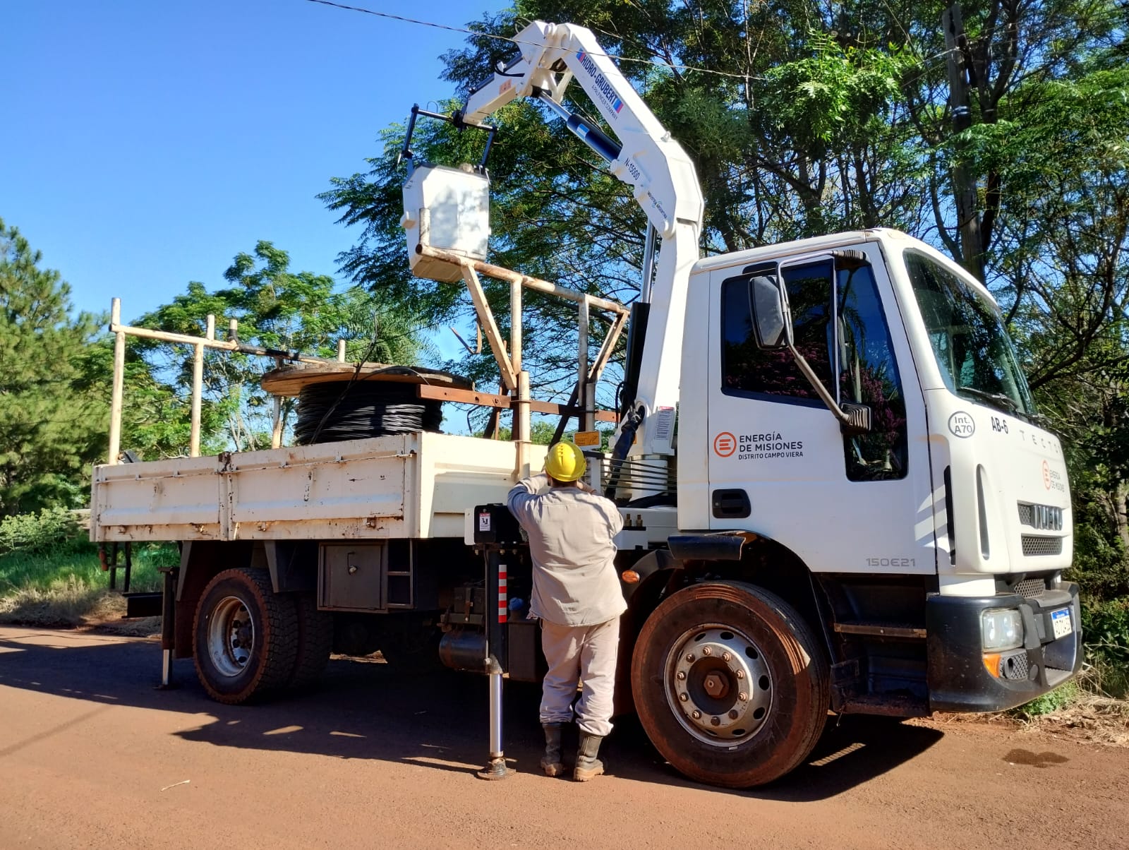Seguidilla de cortes de energía provoca mal estar en los vecinos de Iguazú