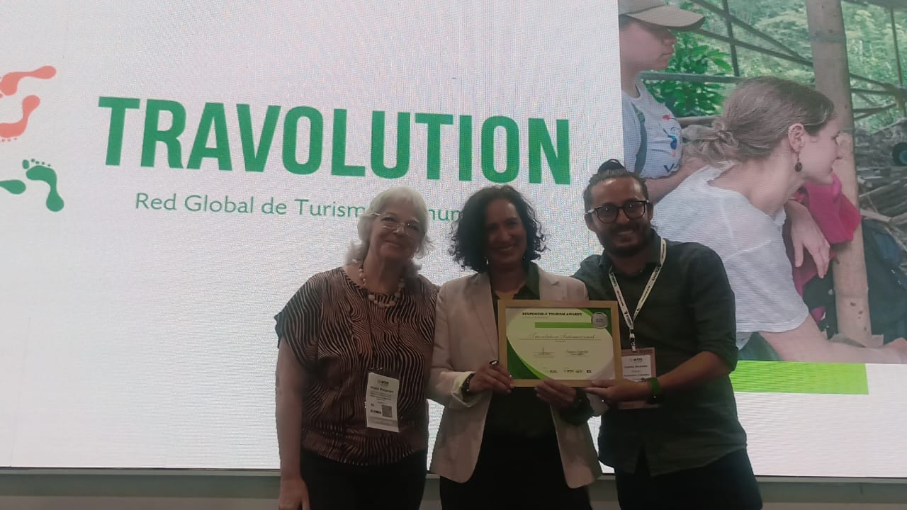 El Instituto Superior Indígena Raúl Karai Correa recibió plata en Turismo Responsable