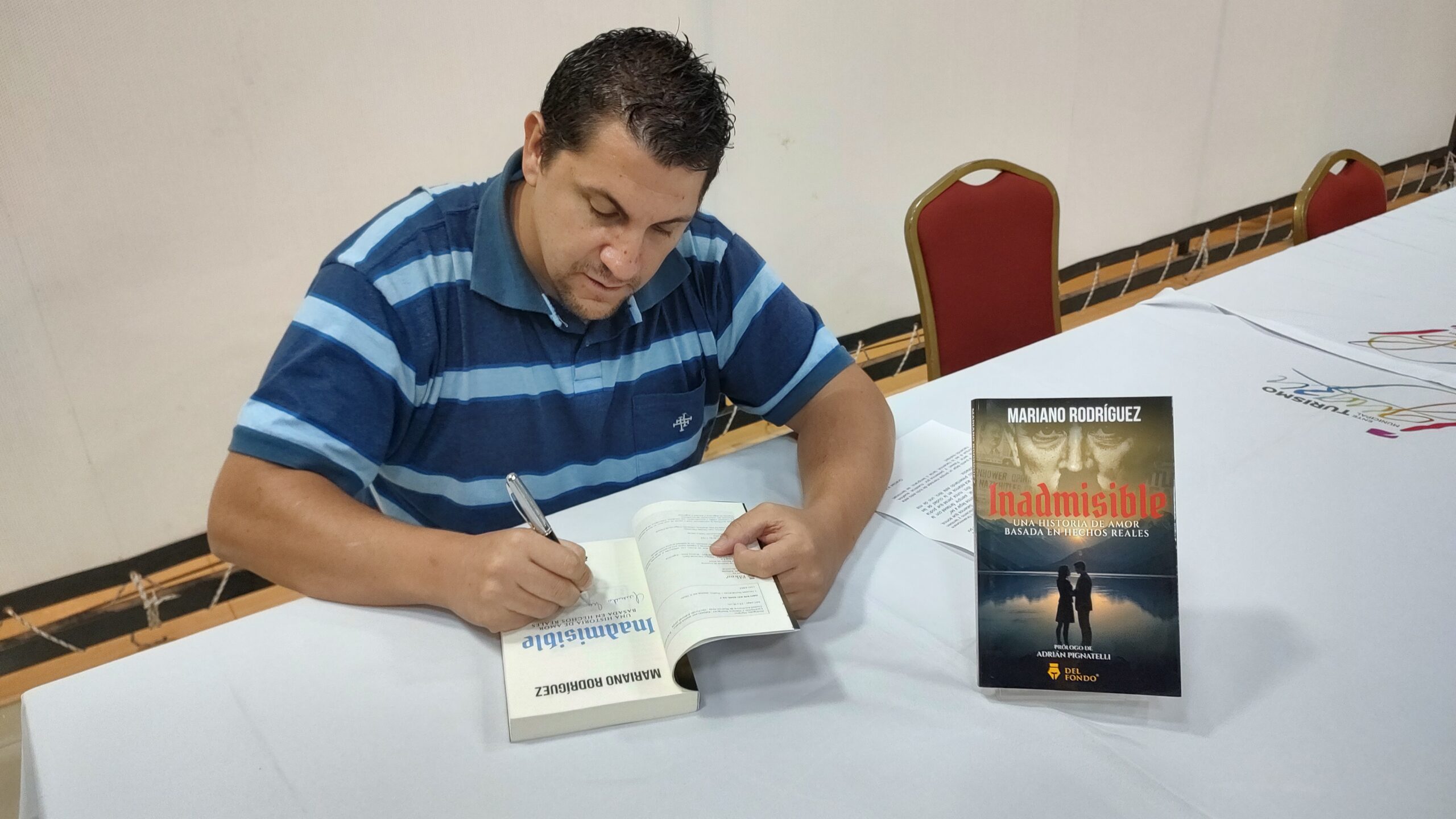 Iguazú: presentaron Inadmisible, una novela romántica que habla sobre la presencia de nazis en Argentina
