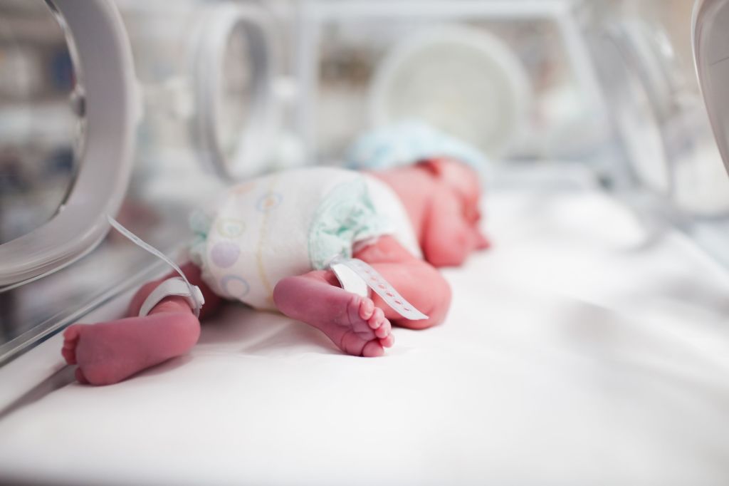 Bebé declarada fallecida en Ciudad Del Este permanece hospitalizada tras mostrar signos de vida