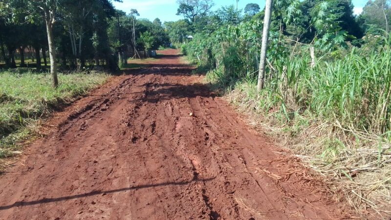 Iguazú: Solicitan colaboración de cargas de tosca para reparar una calle y poder salir a trabajar