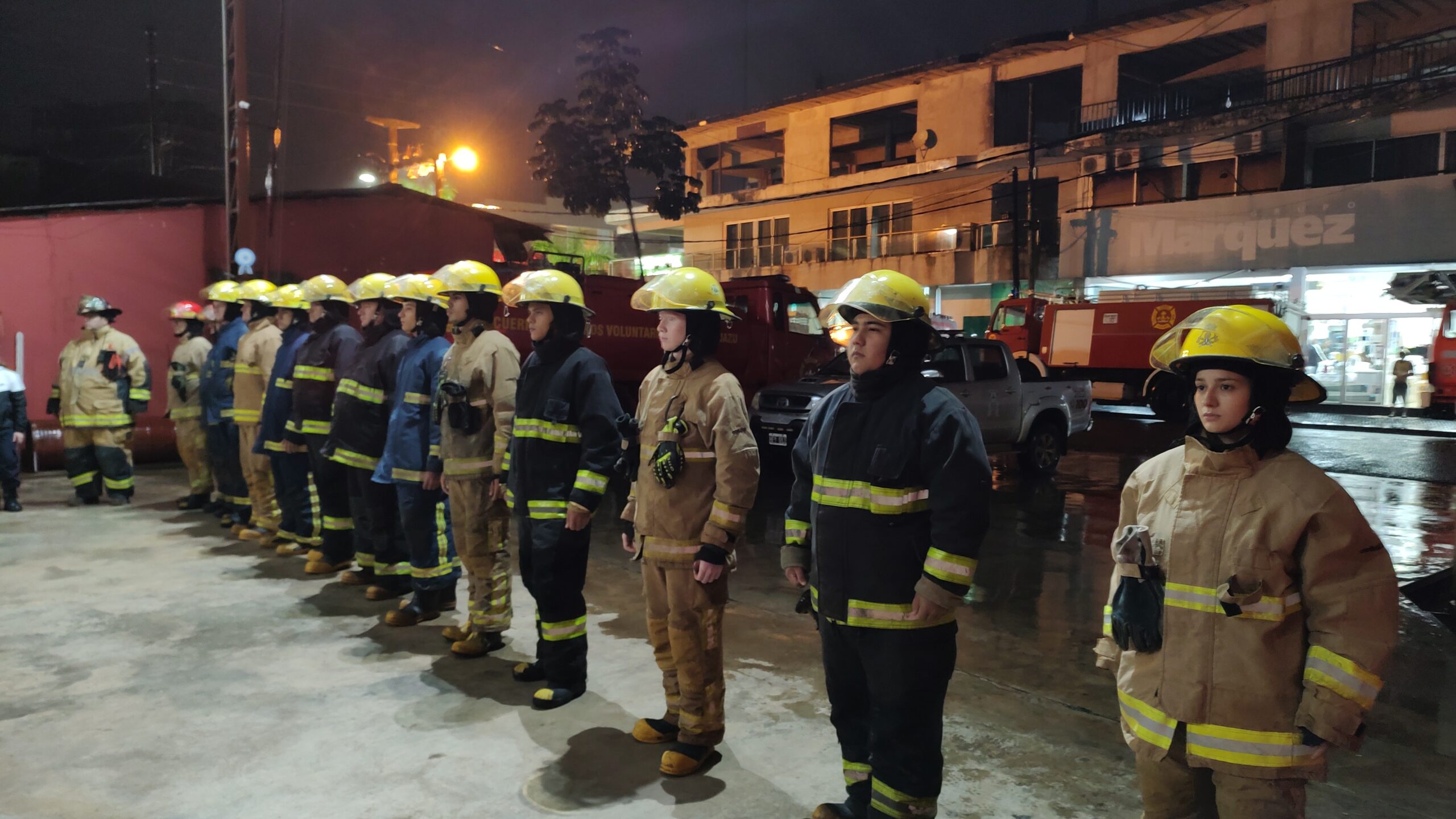 Los Bomberos Voluntarios de Iguazú celebraron los 40 años de la creación de la institución