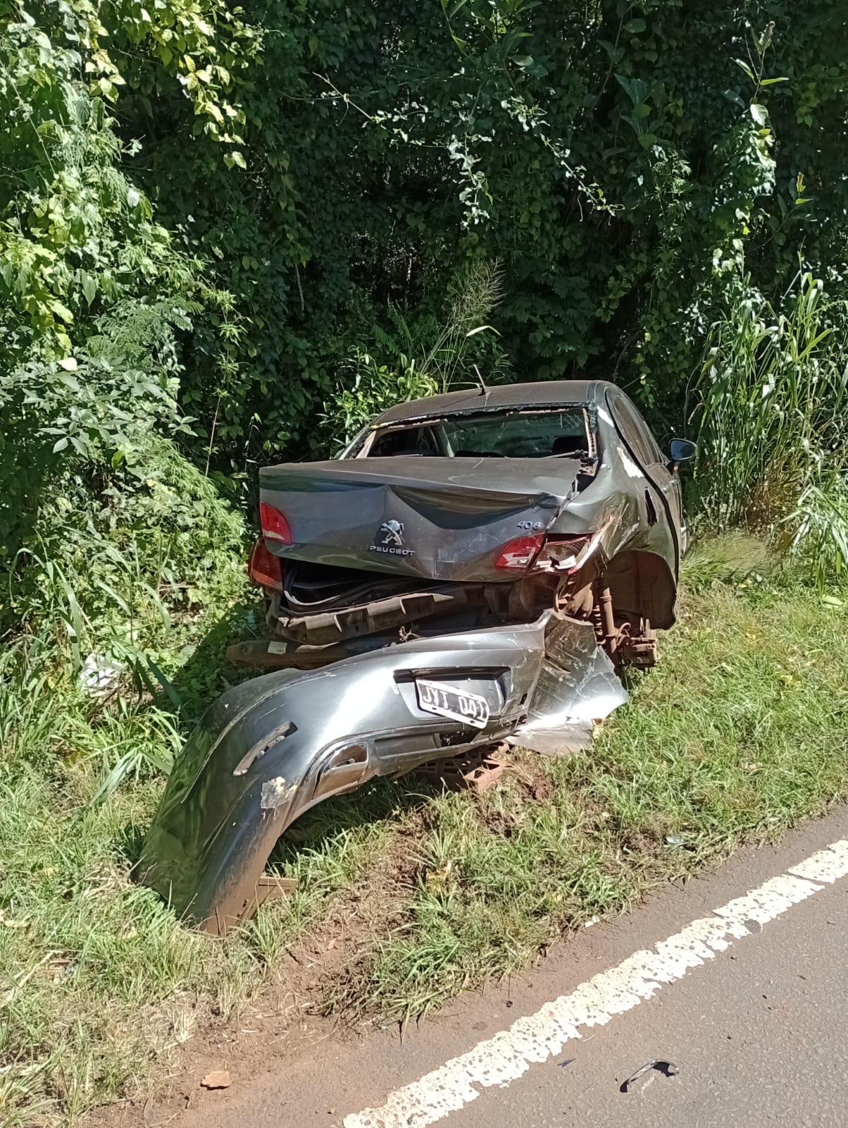Iguazú: Cuatro personas resultaron heridas en una colisión en la ruta 12