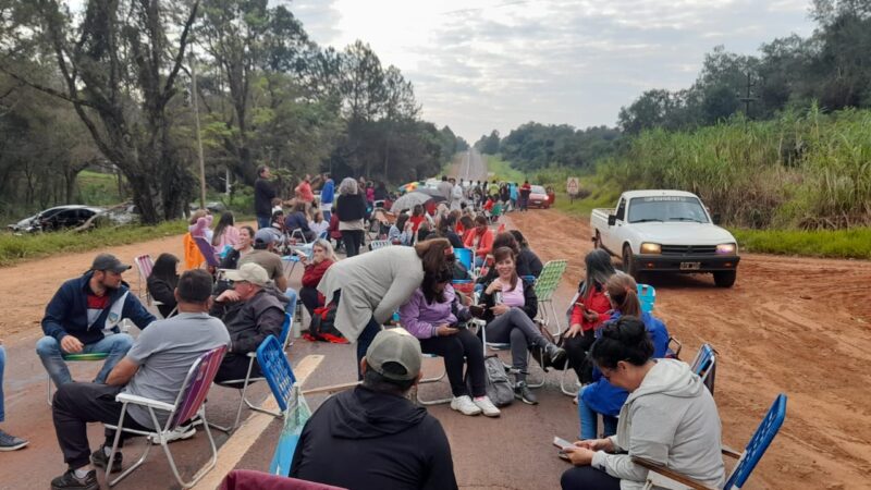 Cientos de docentes le dijeron NO a la propuesta del gobierno y continúan luchando por un sueldo digno
