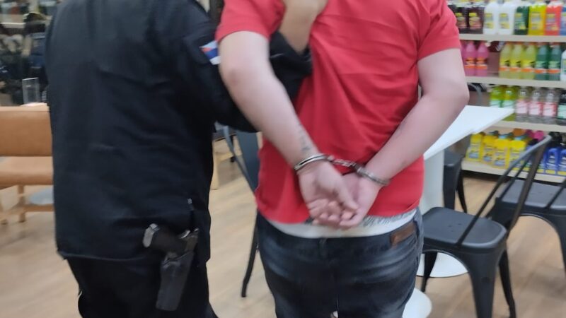 Estafador santiagueño intentaba ocultarse en Iguazú y fue capturado por la Policía