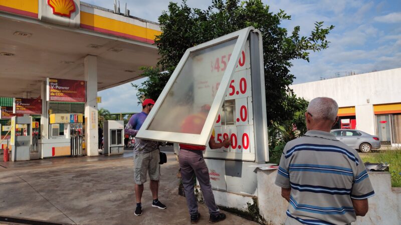 En Iguazú el combustible aumentó un 3 % promedio en ambas petroleras