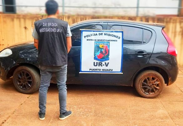 Investigadores recuperaron en Iguazú, un auto robado en Buenos Aires