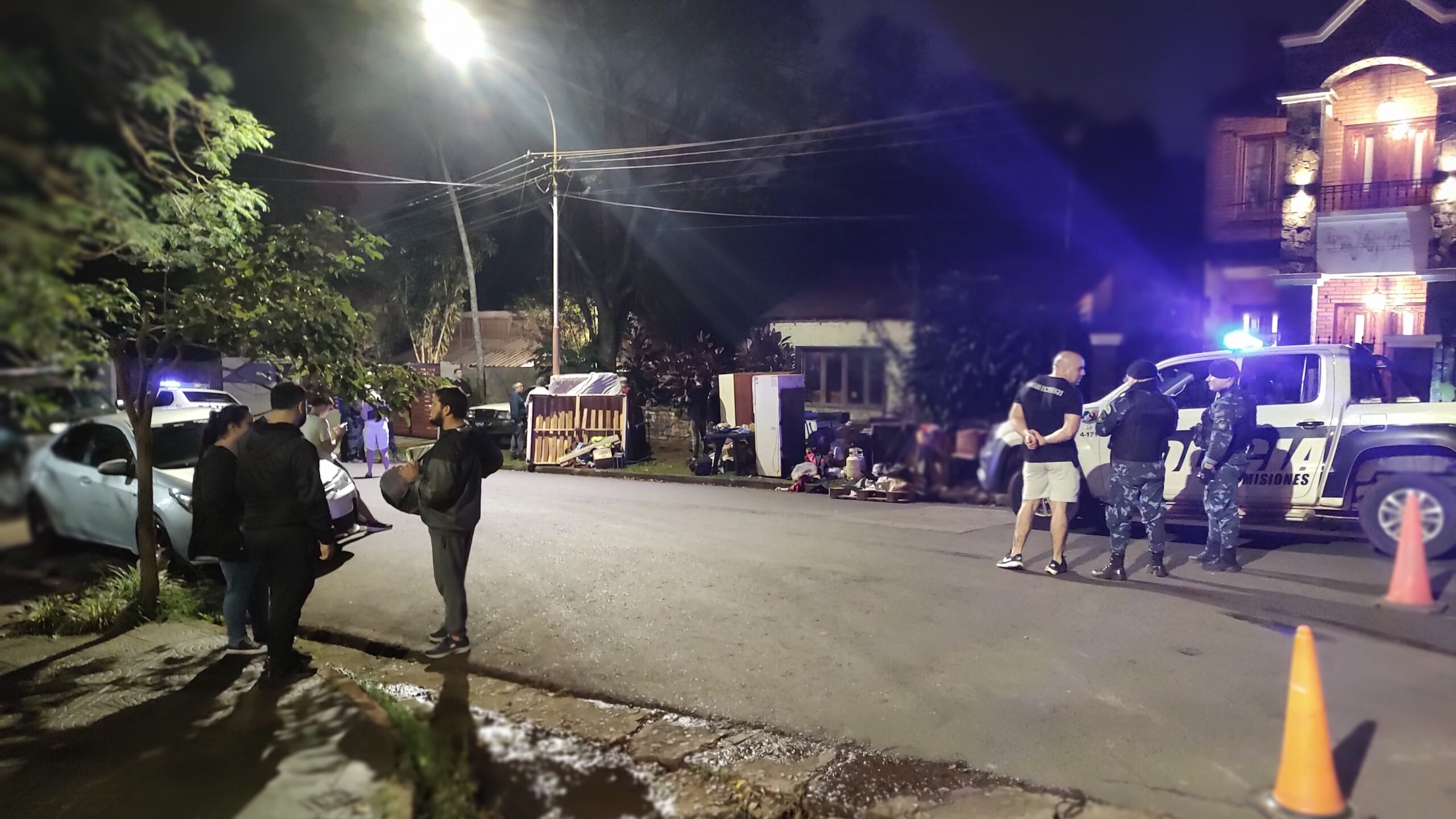 Vecinos desalojaron a un hombre que ocupada una vivienda ilegalmente