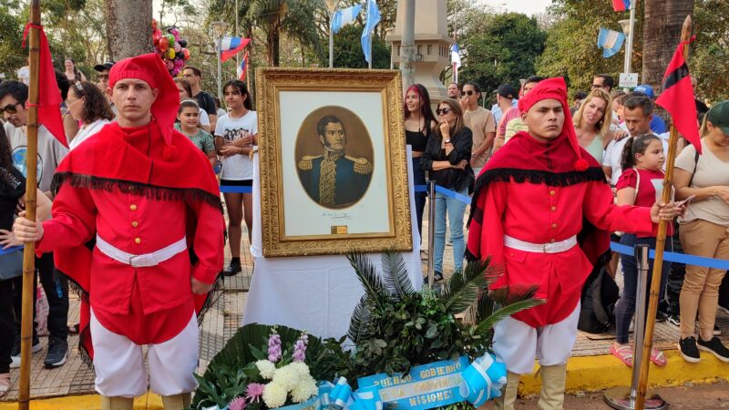 Rindieron homenaje al General San Martin con un acto y desfile cívico-Militar en Iguazú.