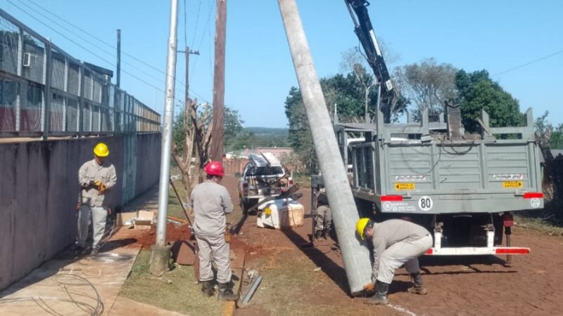 Energía de Misiones trabaja en la modernizando redes eléctricas en Wanda