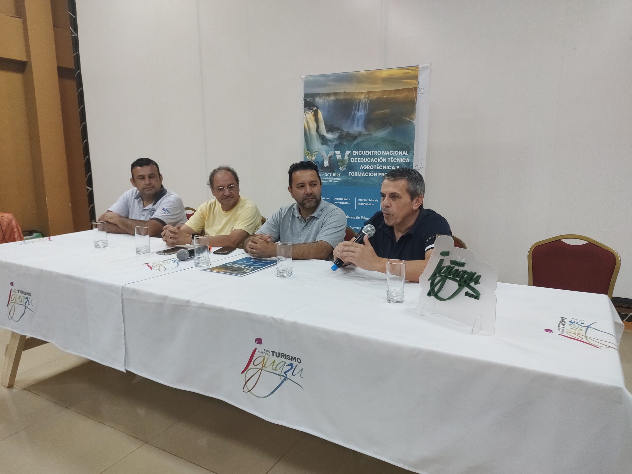 Más de 1.100 docentes de escuelas técnicas se reunirán en Iguazú el 9 y 10 de octubre