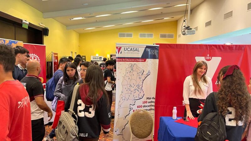 Este viernes se realiza IX edición la Expo Carreras en Iguazú