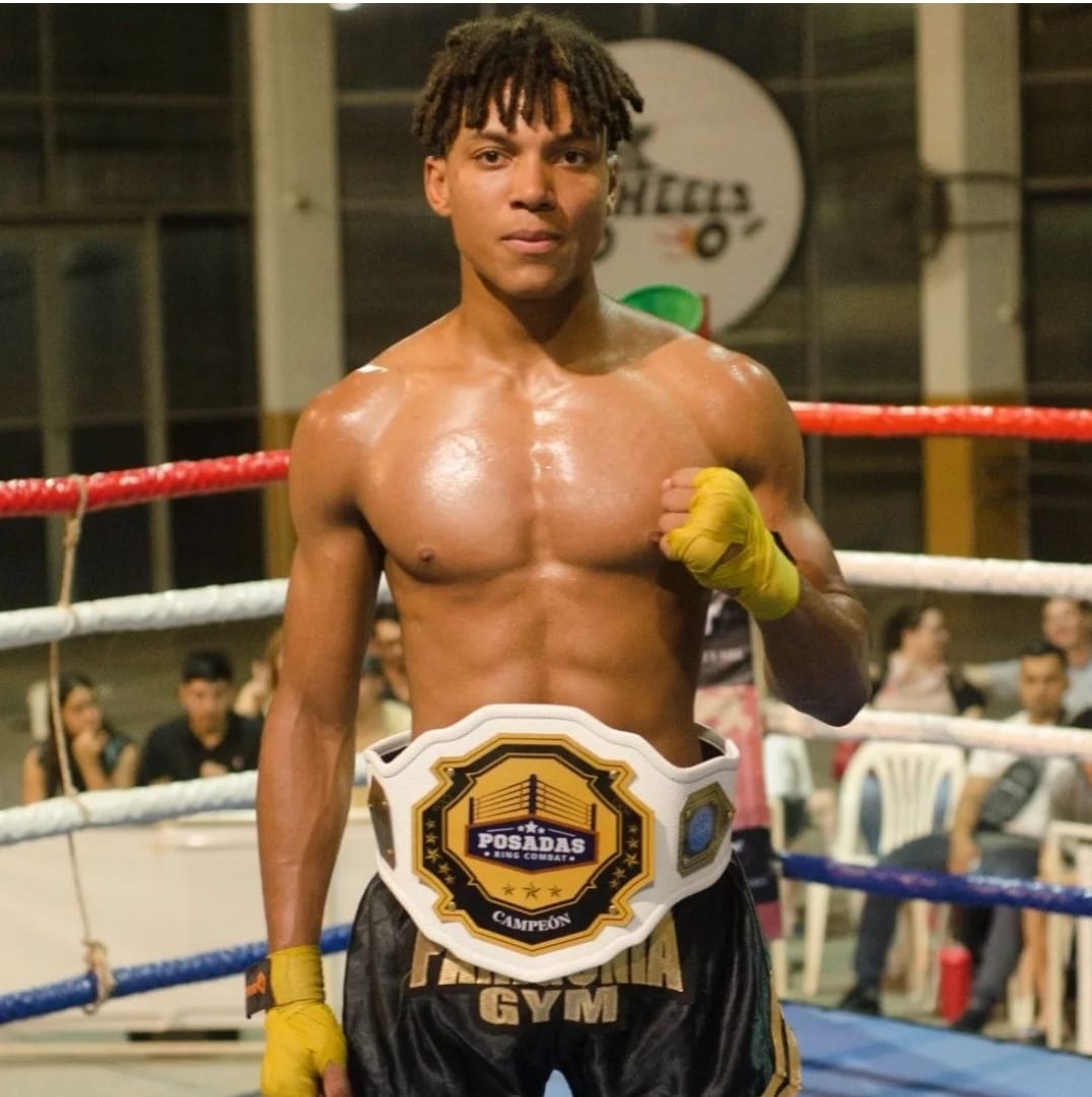 Enoch “Rasta” Wiberforce se trajo para Iguazú el primer cinturón del Posadas Ring Combat