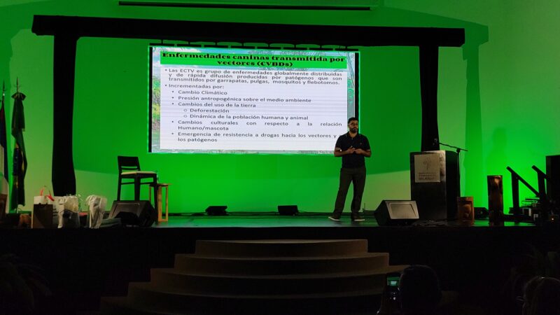 CIVI: Más de 715 veterinarios se capacitaron en Puerto Iguazú