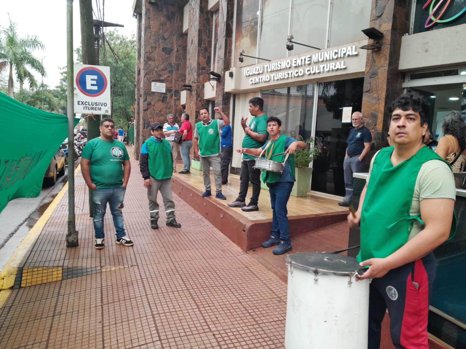 Aprobaron el incremento del presupuesto para que aumenten el sueldo a los municipales, pero no hay acuerdo