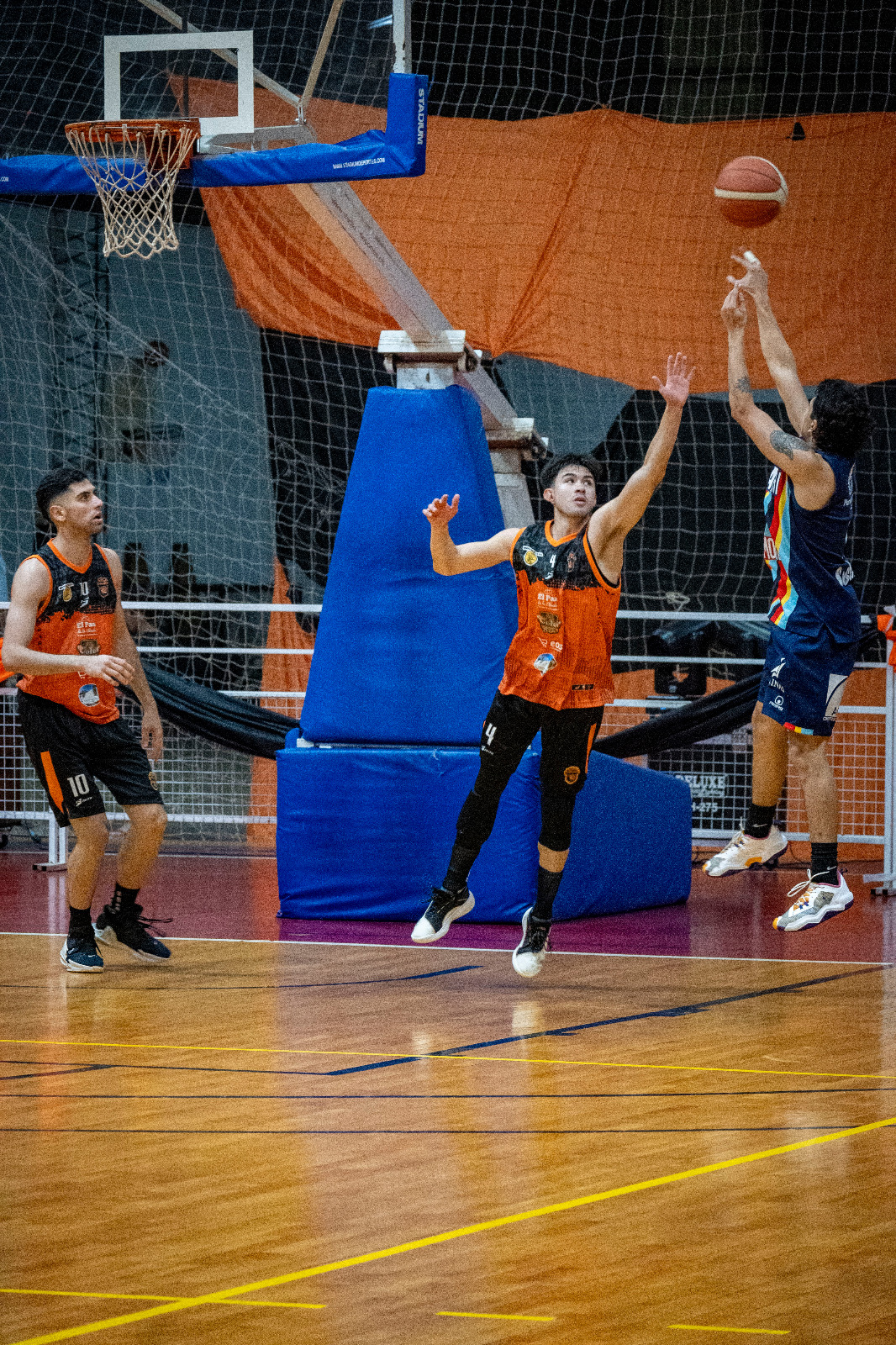 Capri se quedó con el torneo Pre Federal tras derrotar al Cataratas Basquet en Iguazu