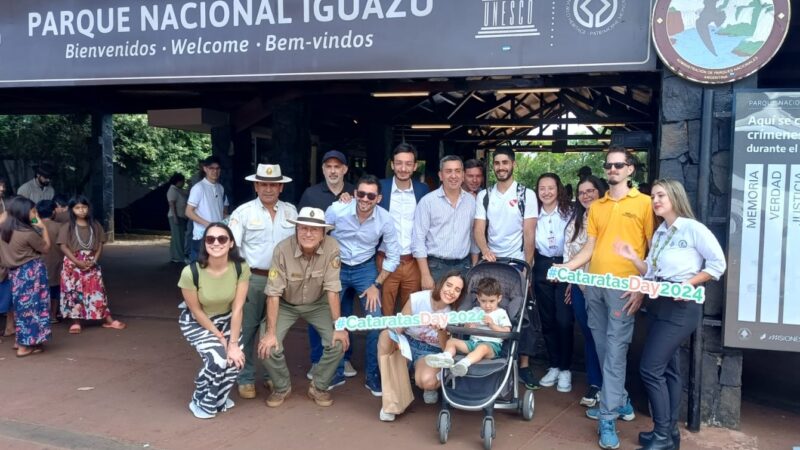 #Cataratasday: Agasajaron al turista 1.111.000