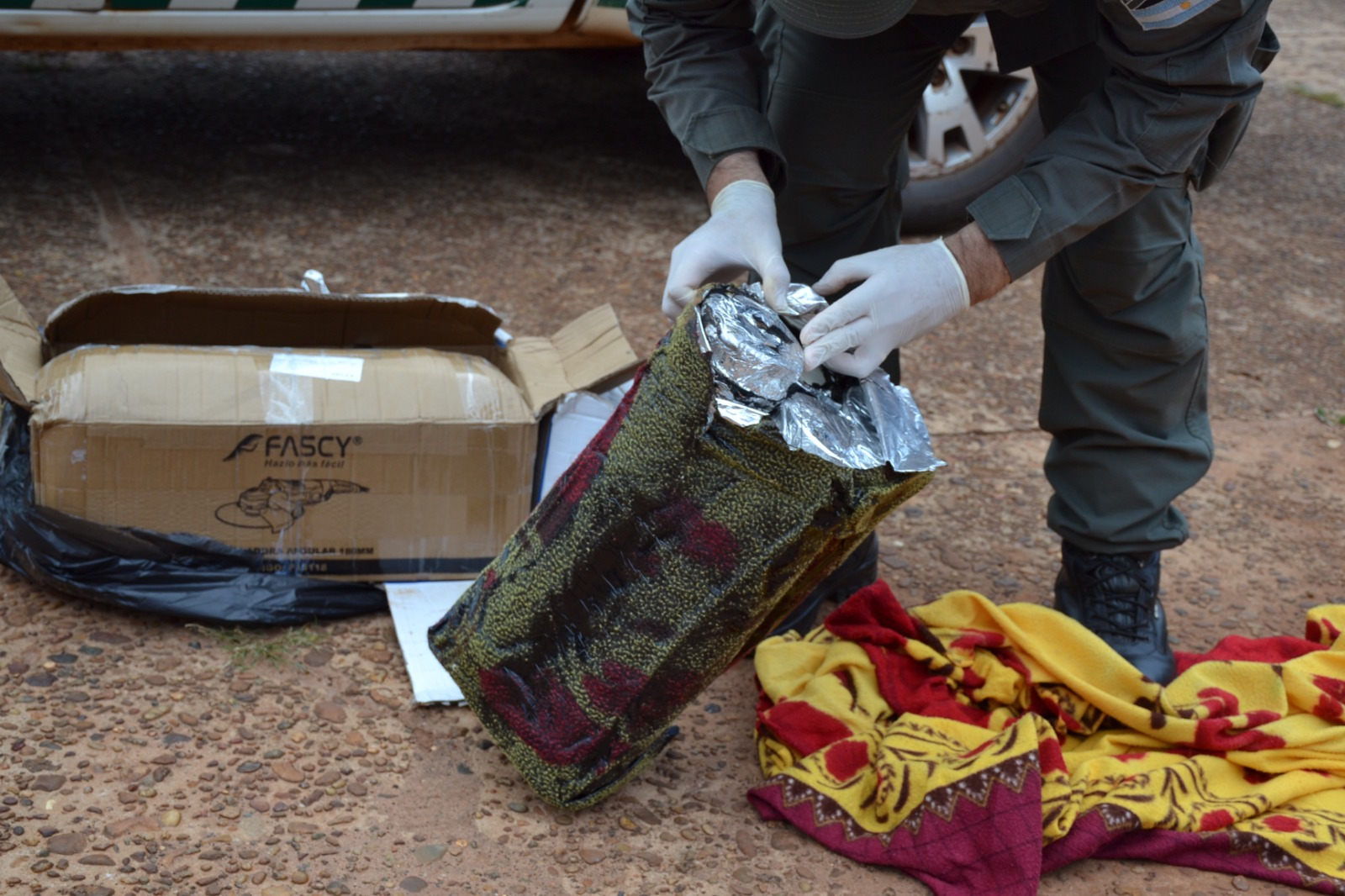 Gendarmería incautó una narco encomienda que salió de Puerto Esperanza.