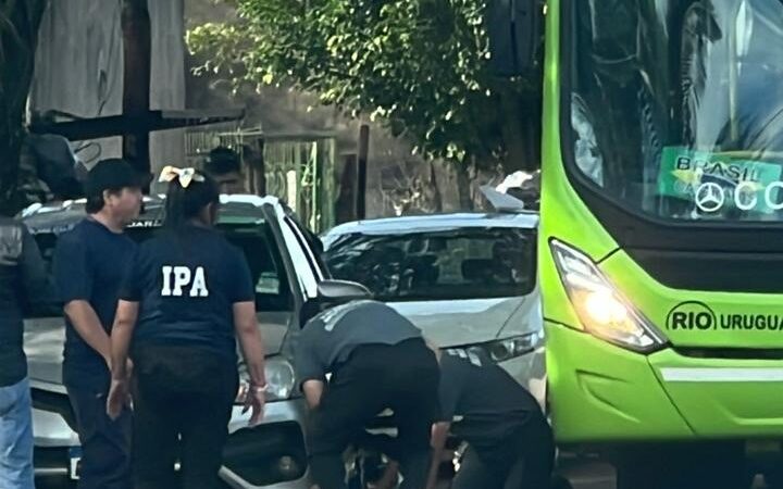 Inspectora de tránsito fue embestida por un colectivo durante un control