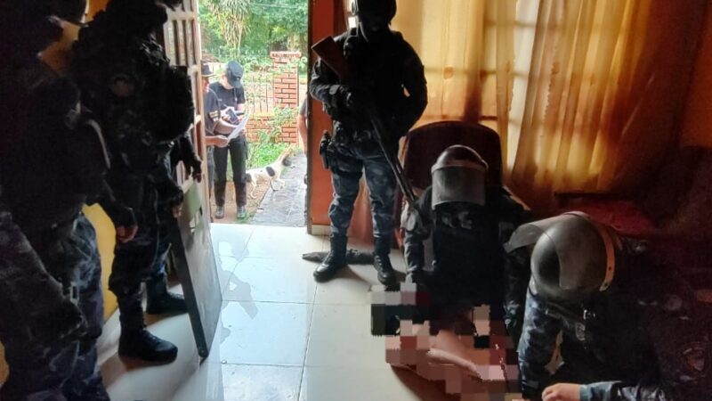 Rescataron a una mujer víctima de violencia que estaba cautiva en la casa de su pareja