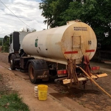Vecinos de barrio Los yerbales denuncian que no reciben agua hace 20 días