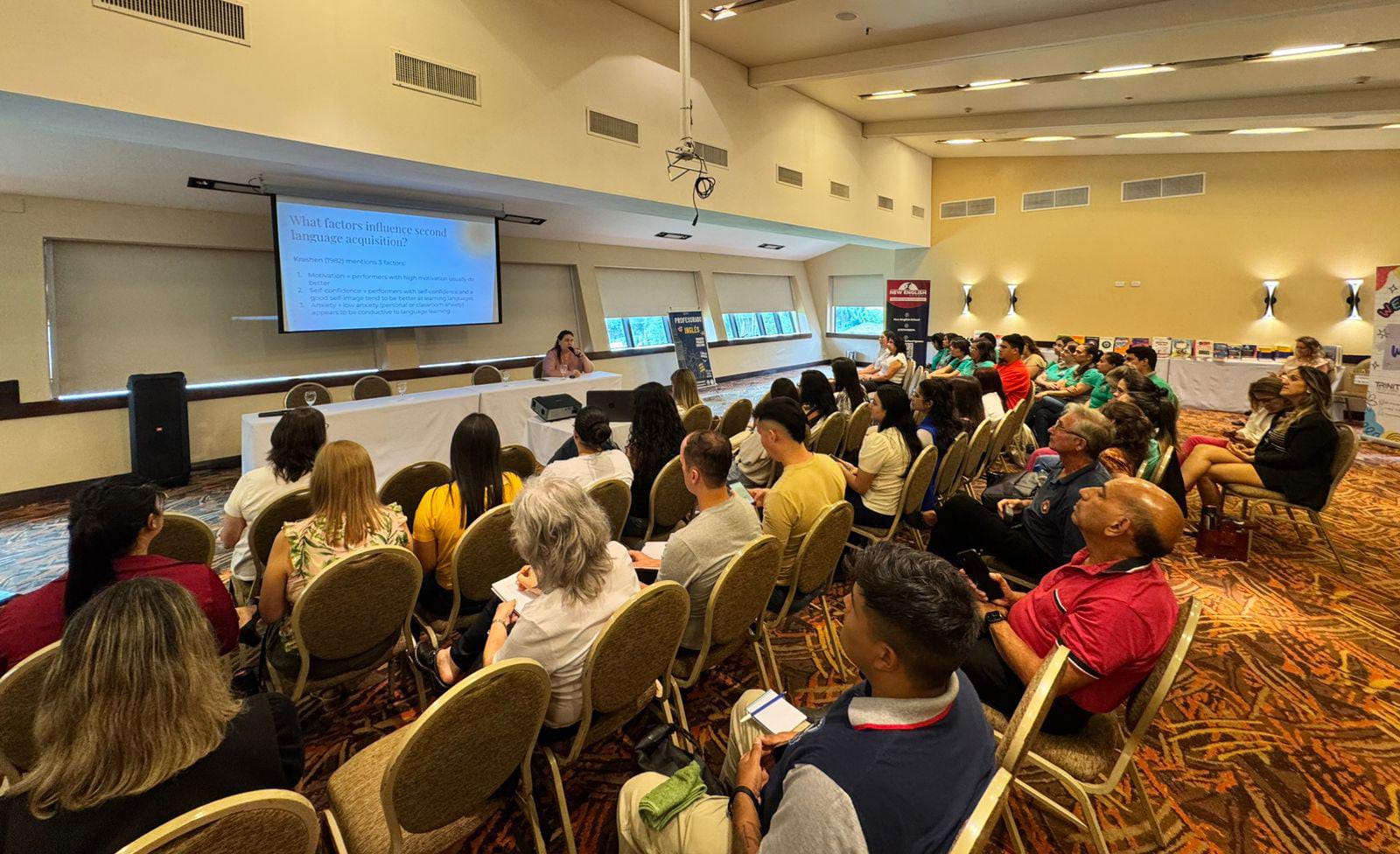 Profesores de ingles cerraron el año con una excelente capacitación