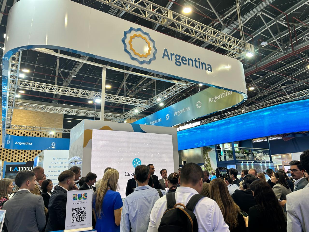 El destino Iguazú promociona sus atractivos en la Feria ANATO en Colombia