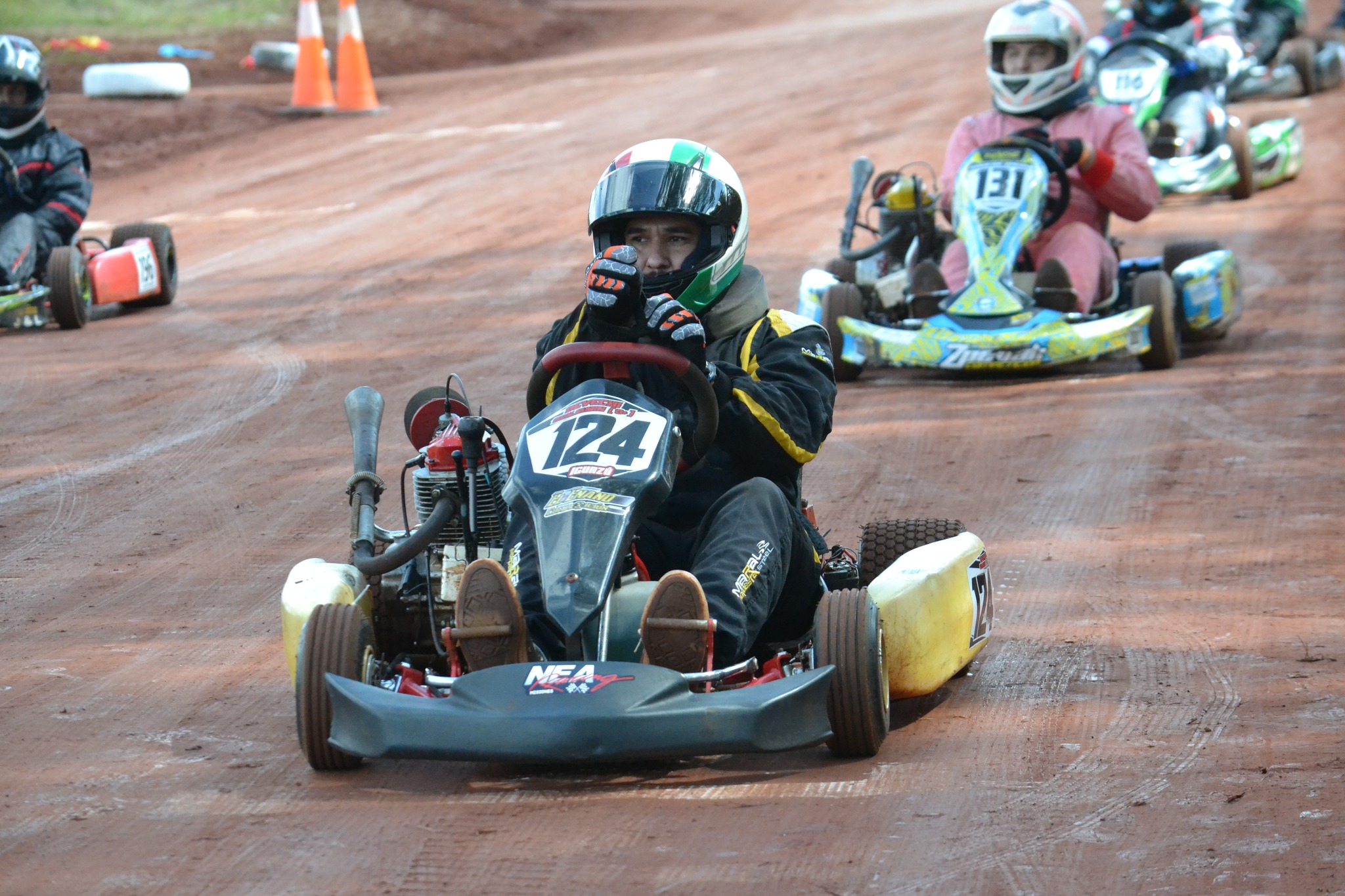 Benjamín Devechi tuvo que abandonar en la 2° del Karting Terrado