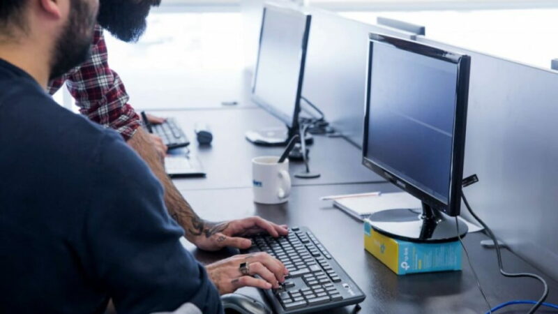 Dictarán un curso gratuito de introducción a la programación