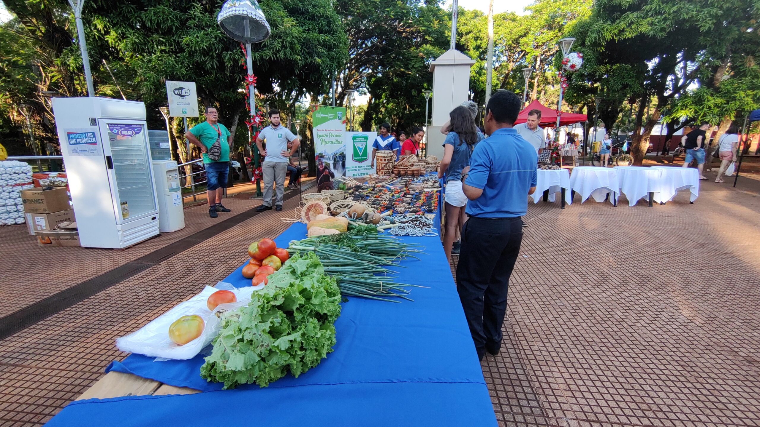 Caritas Iguazú promueve un espacio de economía circular con una feria de emprendedores