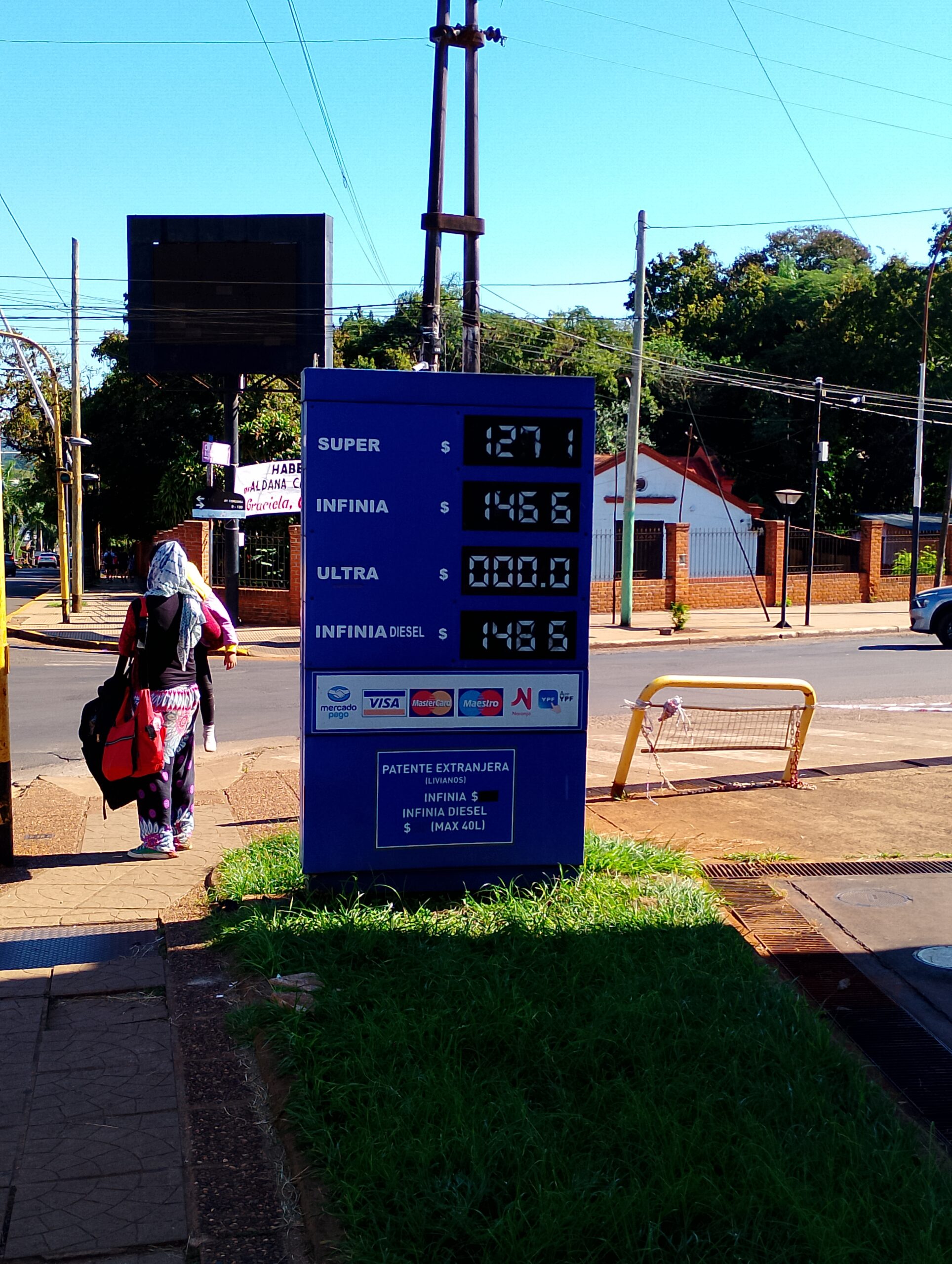 En Iguazú YPF redujo los precios entre un 2 y 9%, Shell mantuvo los valores