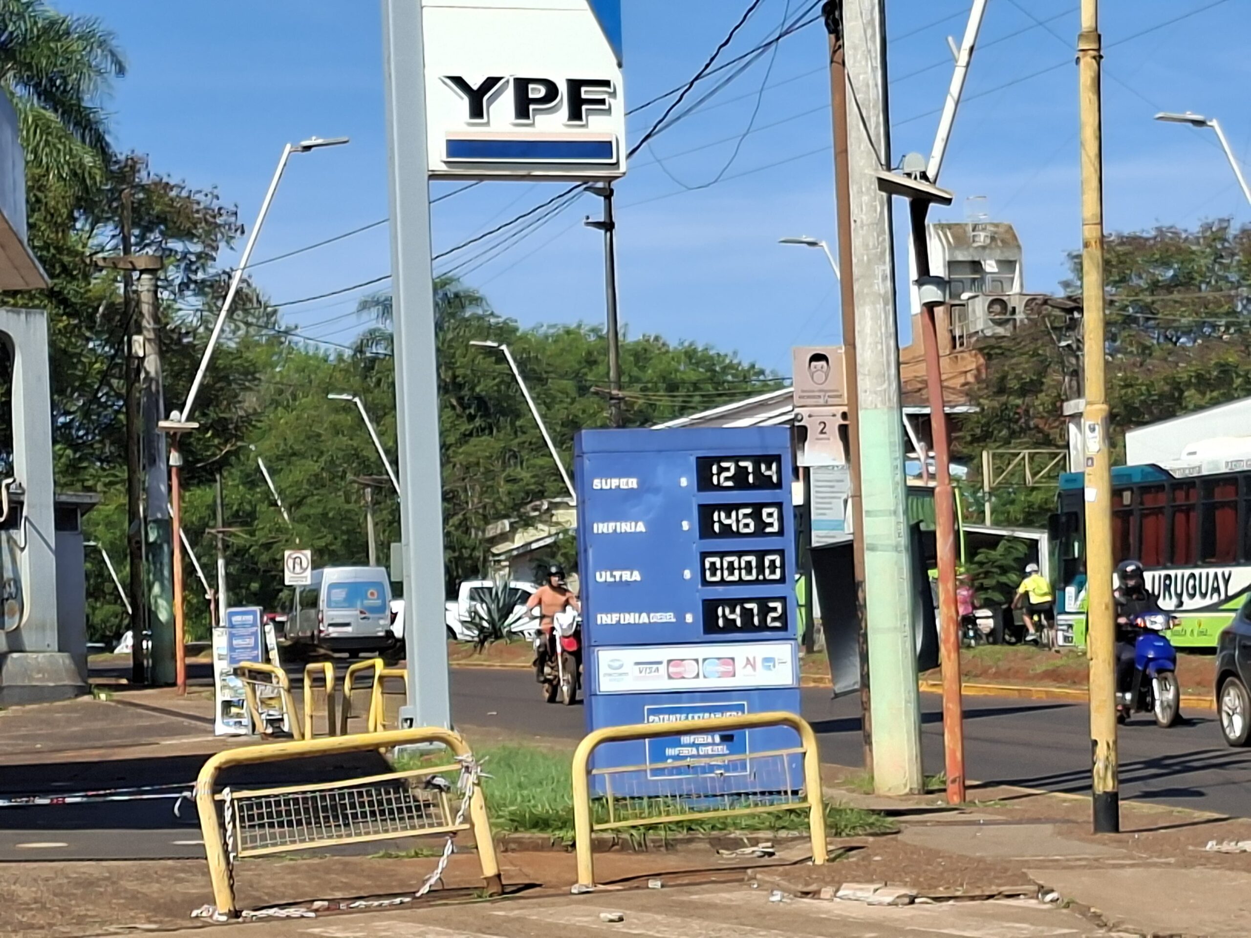 YPF reajustó los valores de los productos y aplicó un pequeño aumento