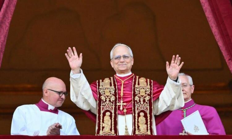 Habemus Papa: Robert Francis Prevost toma el nombre de León XIV