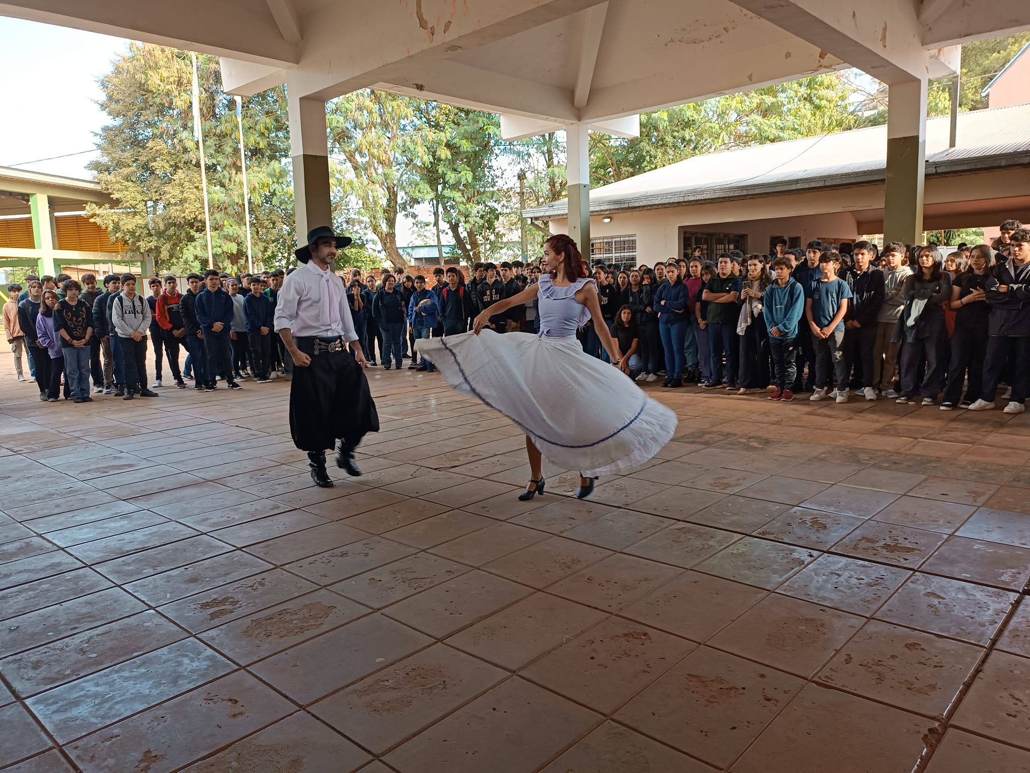 Este viernes celebrarán el día de la bandera con una Gran Peña Patria en el EPET Nº4