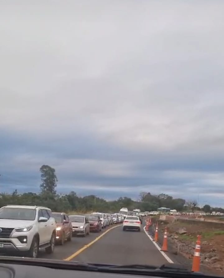 Volver al país por Iguazú es una odisea todos los fines de semana largo