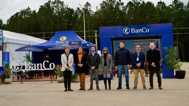 El Banco de Corrientes acompaña el desarrollo productivo con una fuerte presencia en la 1ª Expo Foresto Industrial