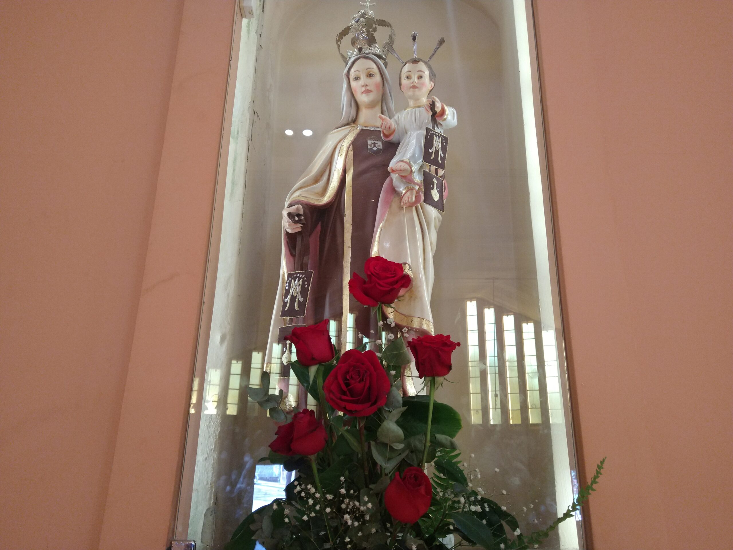 Nuestra Señora del Carmen invita a seguir su ejemplo de amor y servicio