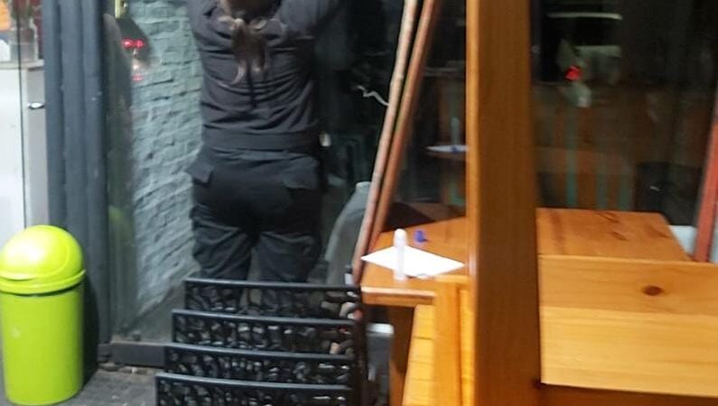 Iguazú: una mujer cayó de un segundo piso y su ex pareja denunció que fue empujada