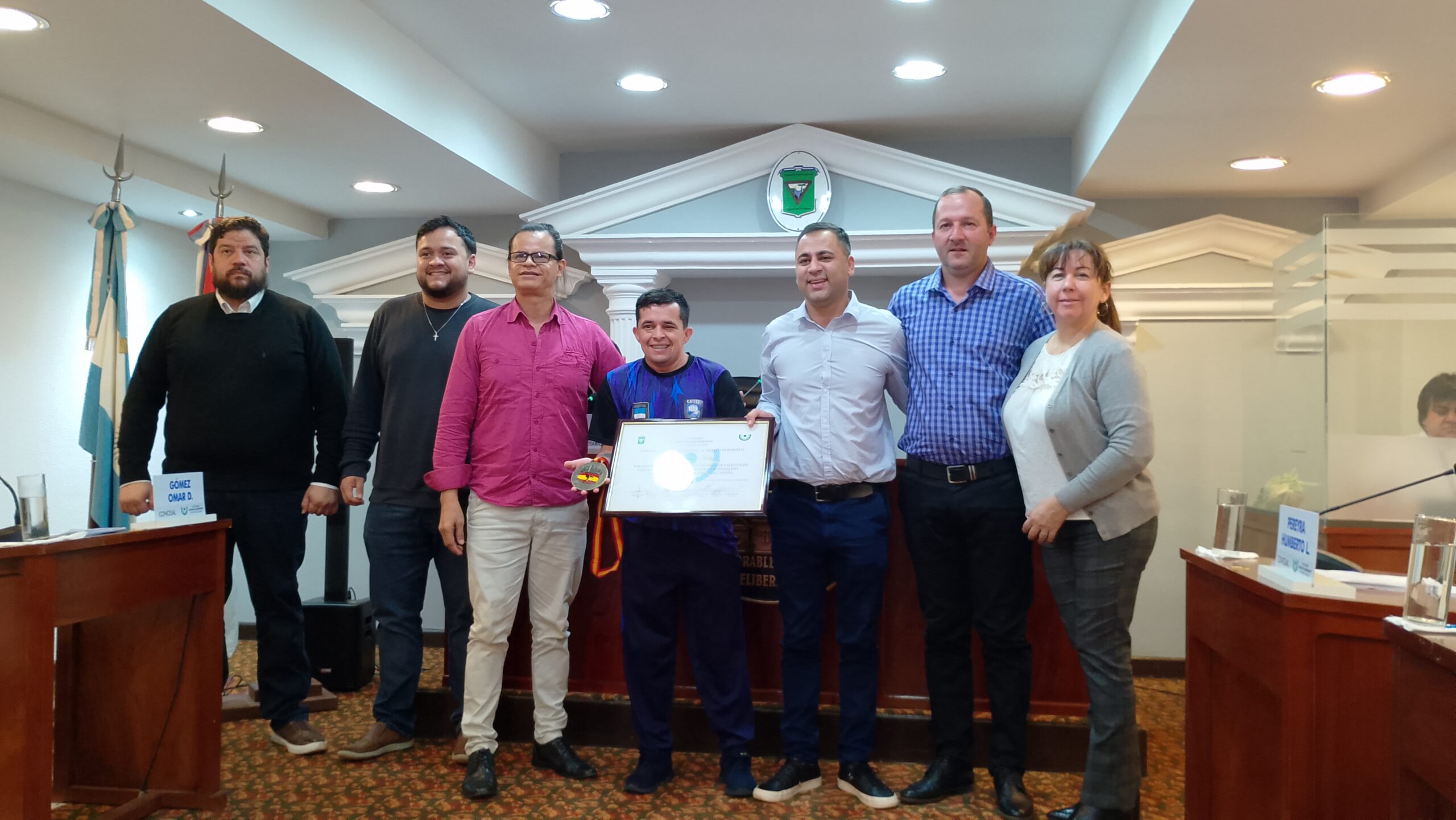 El Taekwondista Darío Núñez recibió un reconocimiento al merito deportivo